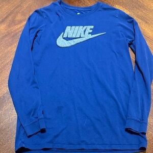 Nike Kids Long Sleeve Tee in Navy Blue